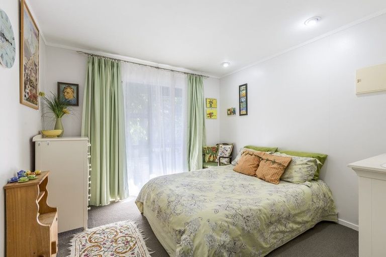 Photo of property in 56 Andrew Road, Howick, Auckland, 2010