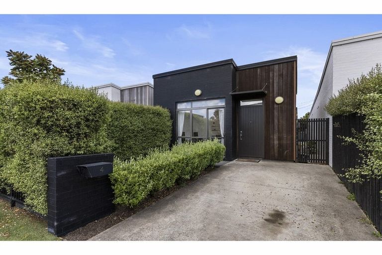 Photo of property in 4 Troop Road, Papakura, 2110