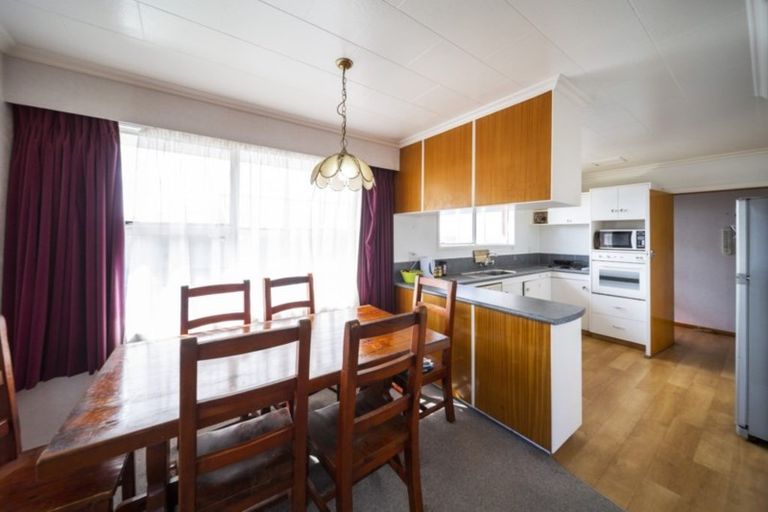 Photo of property in 43 Stafford Street, Waitara, 4320