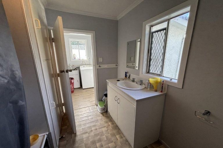 Photo of property in 27 Liverpool Street, Whanganui, 4500
