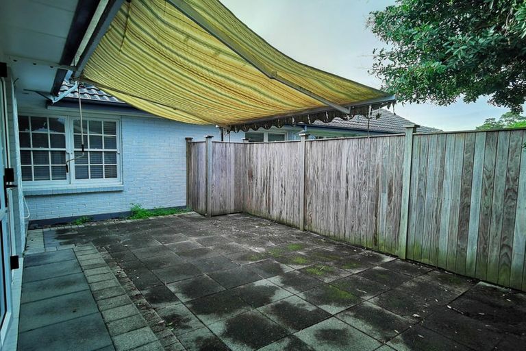 Photo of property in 23 Serrita Avenue, Sunnyhills, Auckland, 2010