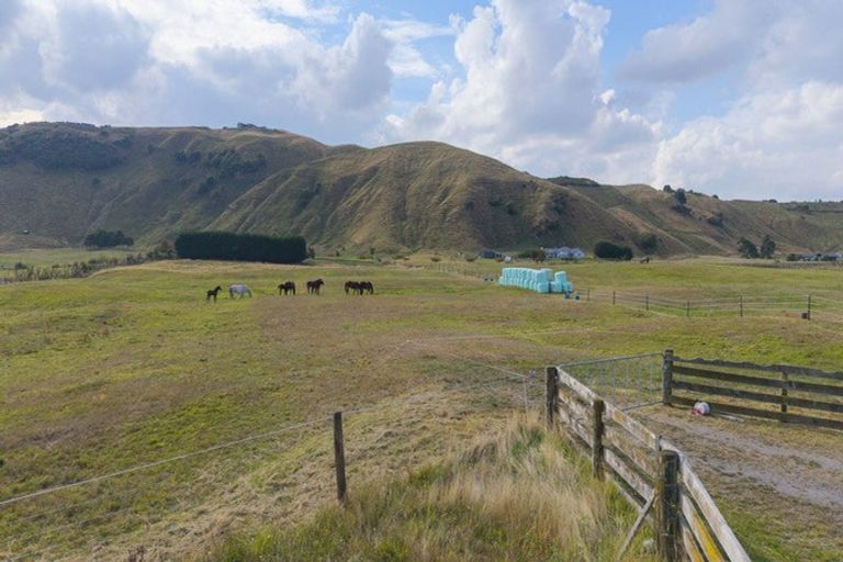 Photo of property in 52 Grant Road, Kinloch, Taupo, 3385