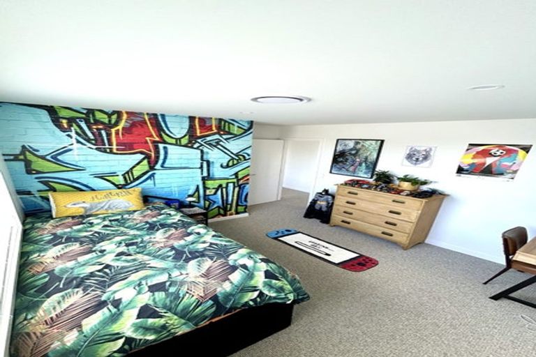 Photo of property in 12a Kauri Street, Merrilands, New Plymouth, 4312