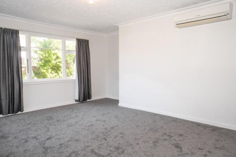 Photo of property in 86 Maidstone Road, Ilam, Christchurch, 8041
