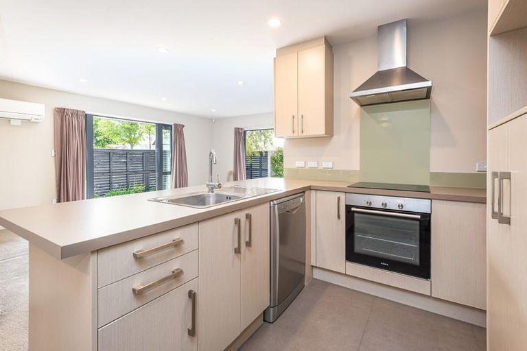 Photo of property in 136 Canon Street, Edgeware, Christchurch, 8013