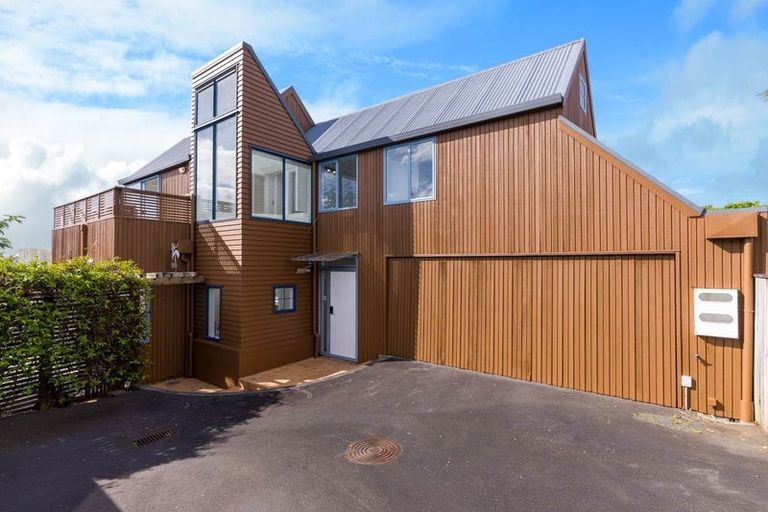 Photo of property in 7a Maungawhau Road, Epsom, Auckland, 1023