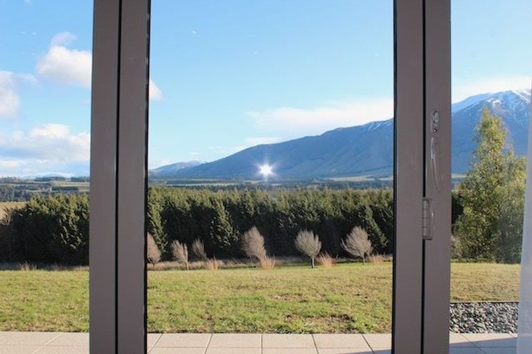 Photo of property in 623 Coleridge Road, Windwhistle, Hororata, 7572