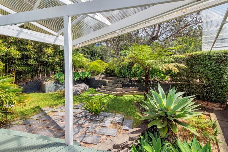 Photo of property in 50 Awaruku Road, Torbay, Auckland, 0630