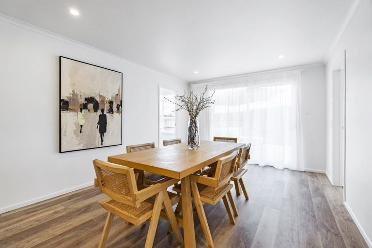 Photo of property in 44 Egmont Road, Waiwhakaiho, New Plymouth, 4312