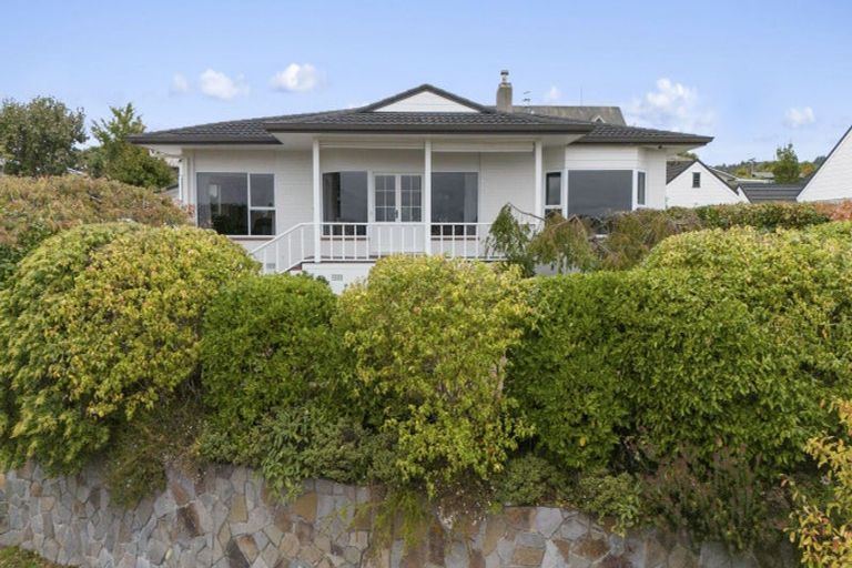 Photo of property in 9 Maniapoto Grove, Waipahihi, Taupo, 3330