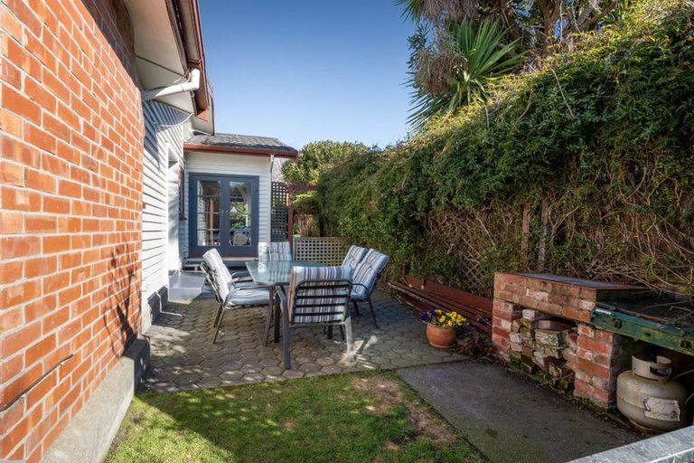 Photo of property in 162a Avonhead Road, Avonhead, Christchurch, 8042
