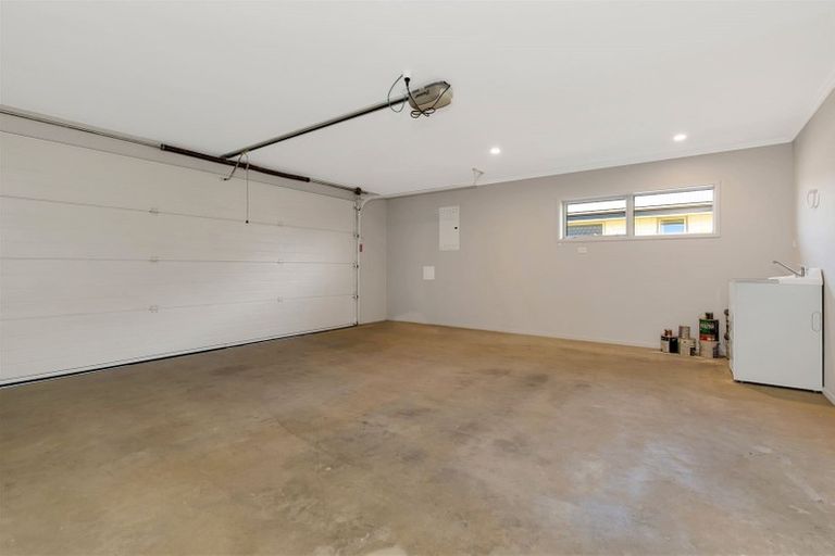 Photo of property in 8 Retallick Way, Amberley, 7410