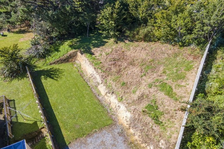 Photo of property in 8a-8b Devon Place, Cannons Creek, Porirua, 5024