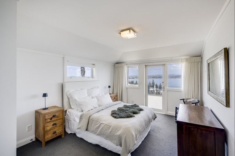 Photo of property in 8 Kowhai Road, Bluff Hill, Napier, 4110