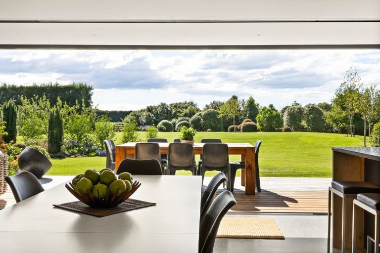 Photo of property in 91 Basil Road, Meeanee, Napier, 4112