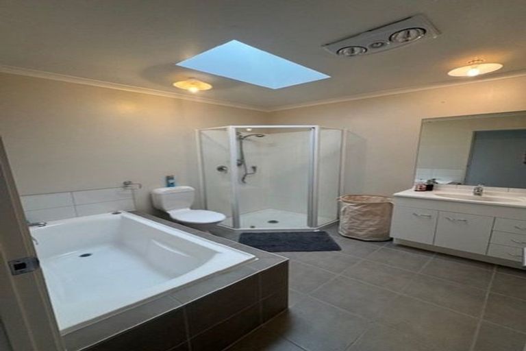Photo of property in 146b Glengarry Road, Glen Eden, Auckland, 0602