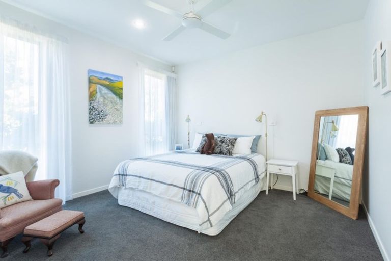 Photo of property in 12 Coprosma Close, Papamoa Beach, Papamoa, 3118