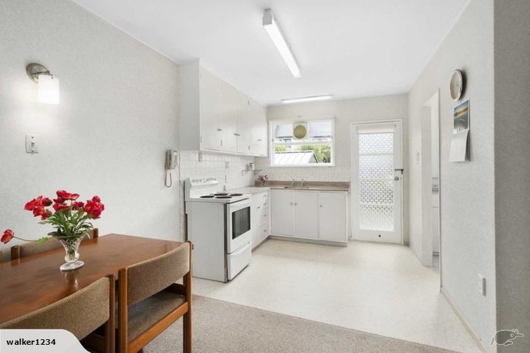 Photo of property in 77c Miramar Avenue, Miramar, Wellington, 6022