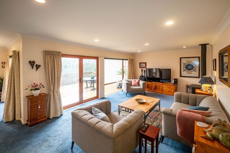 Photo of property in 51 Lakewood Avenue, Churton Park, Wellington, 6037