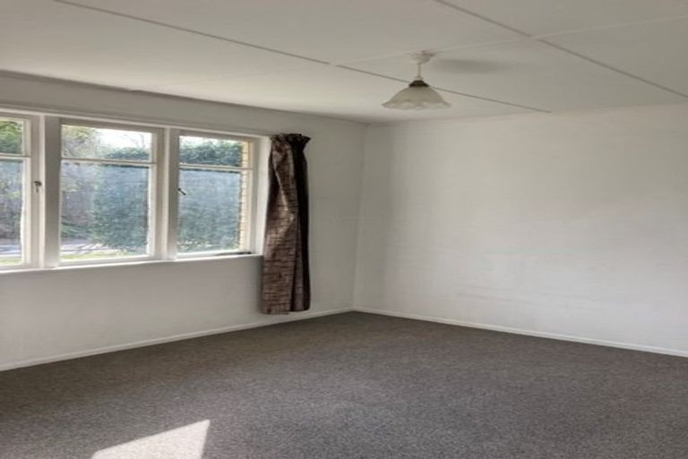 Photo of property in 18 Panair Crescent, Hillcrest, Hamilton, 3216