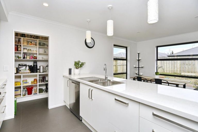 Photo of property in 30 Quinn Crescent, Woodend, 7610