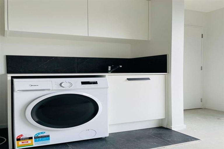 Photo of property in 63c Waimairi Road, Upper Riccarton, Christchurch, 8041