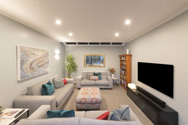 Photo of property in 1 Gipps Street, Karori, Wellington, 6012