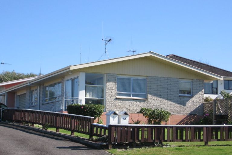 Photo of property in 5 Hilltop Road, Parkvale, Tauranga, 3112