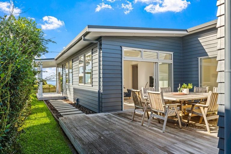 Photo of property in 14 Hampton Mews, Snells Beach, 0920