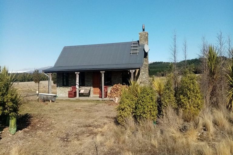 Photo of property in 66 Te Awa Road, Albert Town, Wanaka, 9382