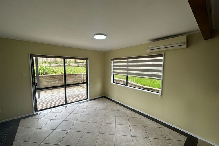 Photo of property in 2/4 Morton Avenue, Forrest Hill, Auckland, 0620