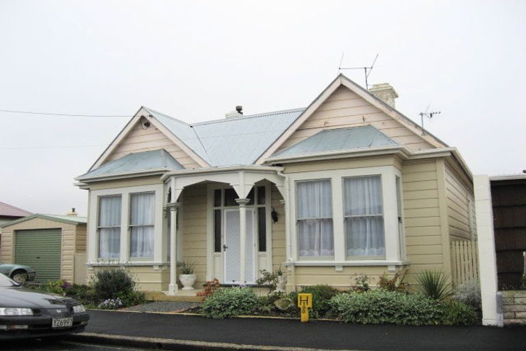 Photo of property in 4 Nicholson Street, Forbury, Dunedin, 9012
