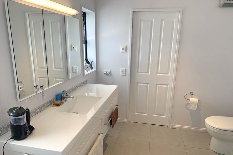 Photo of property in 6 Kaimai Place, Aotea, Porirua, 5024