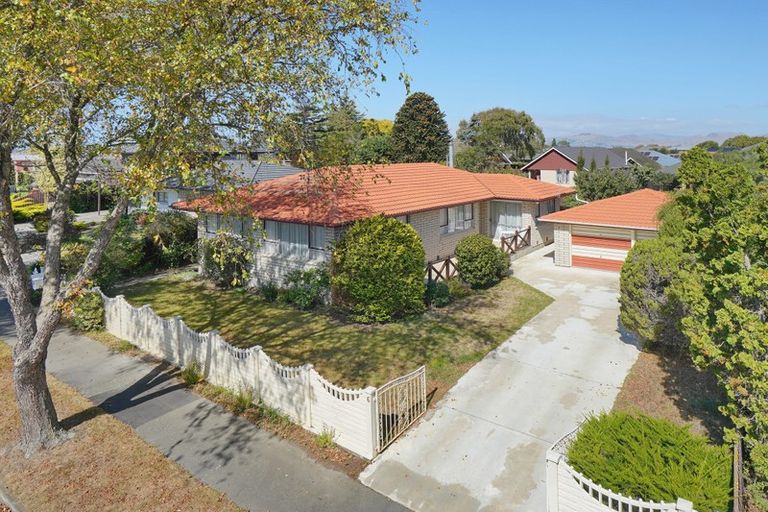 Photo of property in 6 Fenmere Place, Burwood, Christchurch, 8083