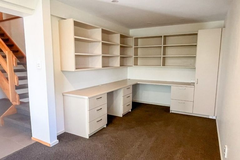 Photo of property in 1/20a Main Road, Mount Pleasant, Christchurch, 8081