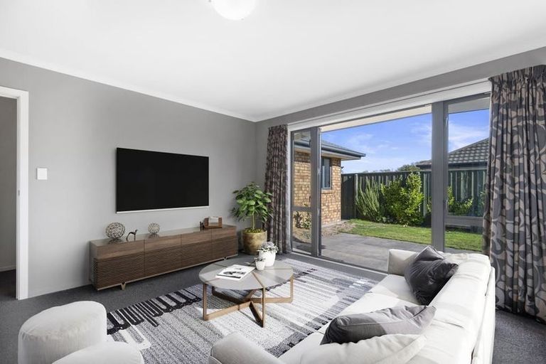 Photo of property in 11 Kahuraki Drive, Pegasus, 7612