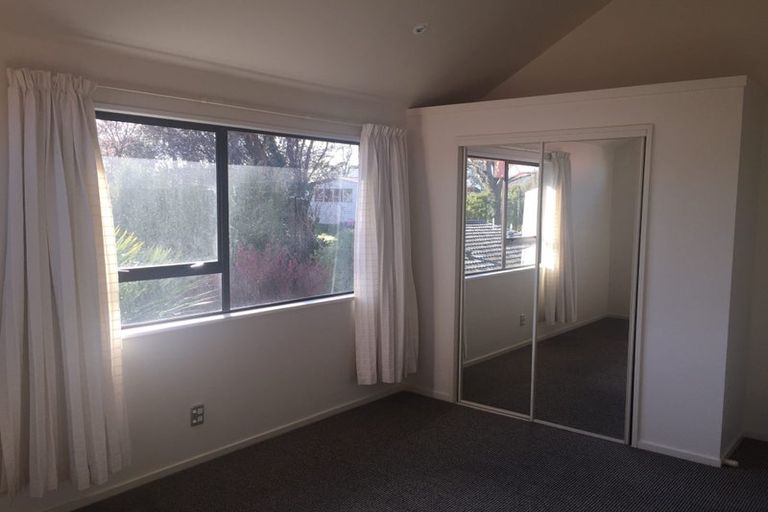 Photo of property in 1/32 Palatine Terrace, Huntsbury, Christchurch, 8022