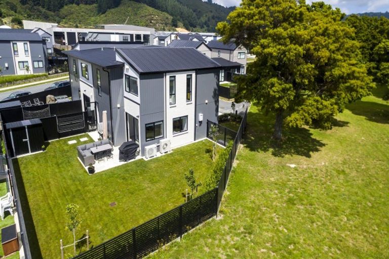 Photo of property in 80 Mawai Hakona Drive, Wallaceville, Upper Hutt, 5018