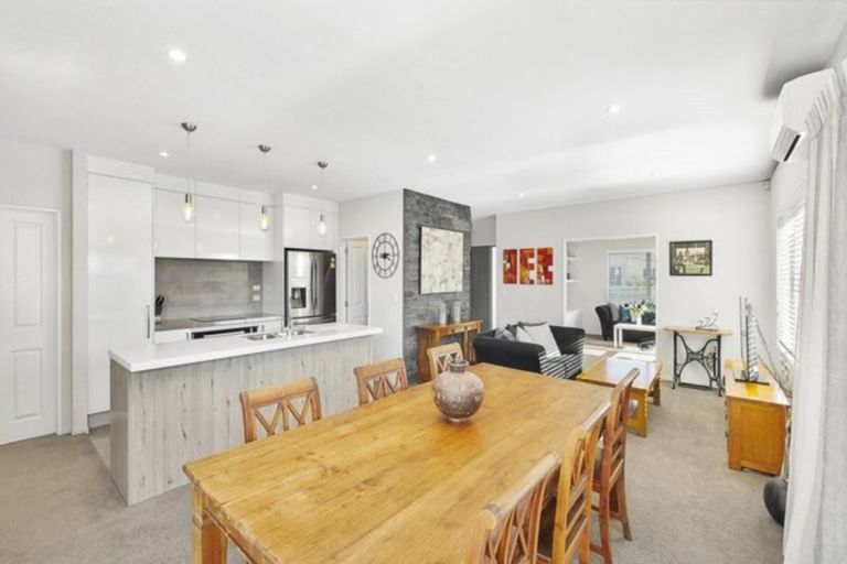 Photo of property in 94 Aston Drive, Waimairi Beach, Christchurch, 8083