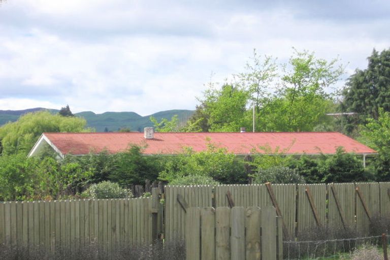 Photo of property in 28 Melrose Avenue, Owhata, Rotorua, 3010