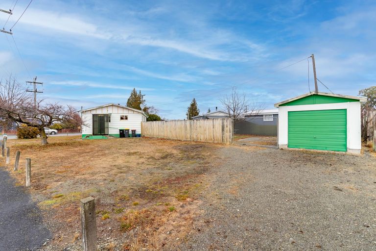 Photo of property in 136 Mackenzie Drive, Twizel, 7901