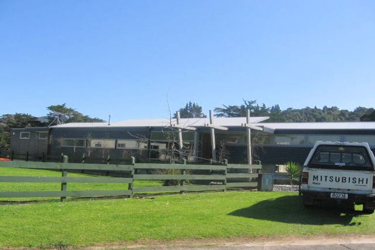 Photo of property in 13 Parkland Place, Whitianga, 3510