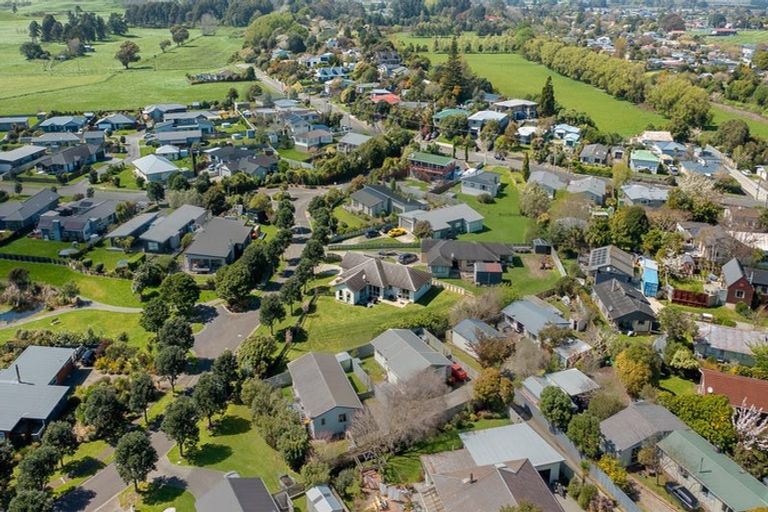 Photo of property in 10 Tamihana Street, Otaki, 5512