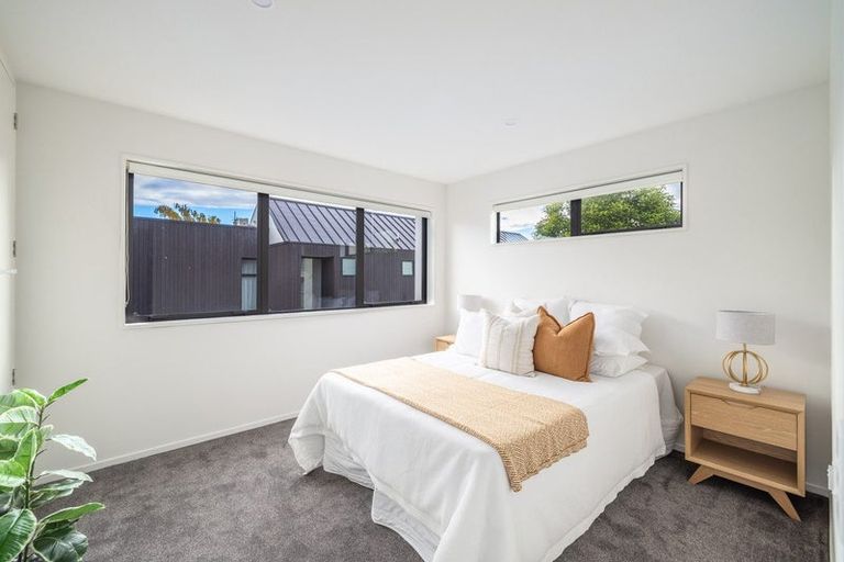 Photo of property in 10 Exeter Street, Lyttelton, 8082