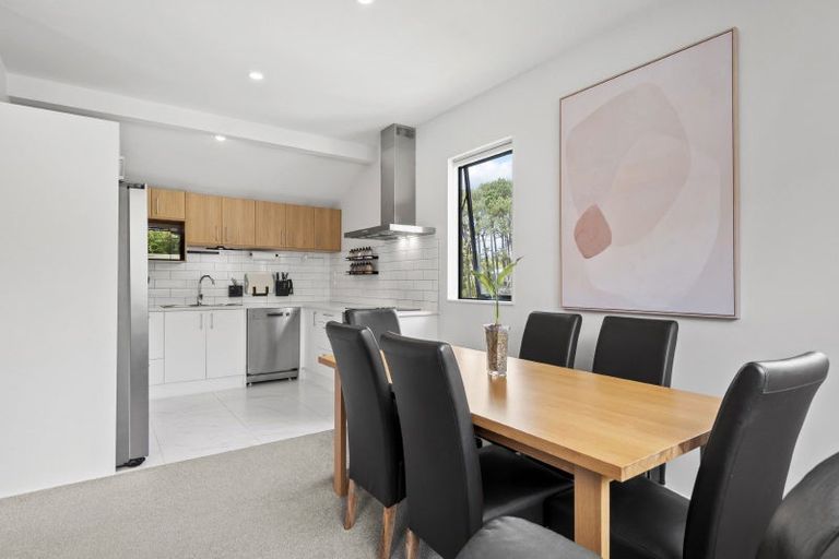 Photo of property in 13a Morton Avenue, Forrest Hill, Auckland, 0620