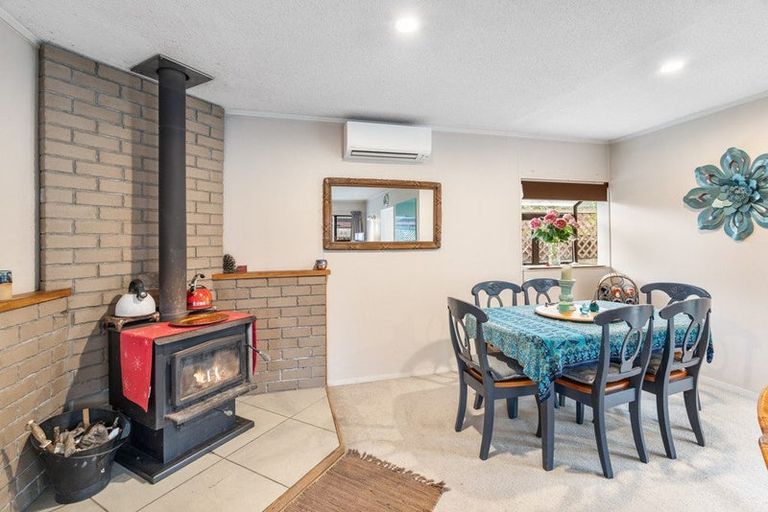 Photo of property in 143 Florence Avenue, Orewa, 0931