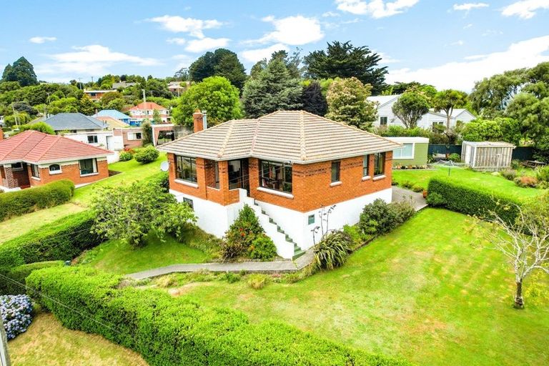 Photo of property in 6 District Road, Roseneath, Port Chalmers, 9023