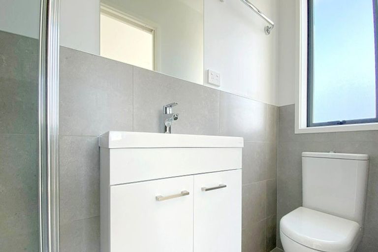 Photo of property in 11d Kelburn Lane, Mangere, Auckland, 2022