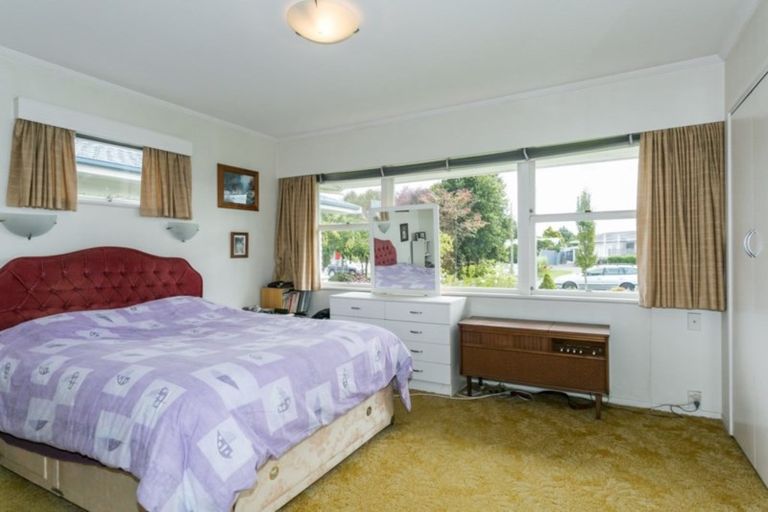 Photo of property in 8 Barnett Place, Pirimai, Napier, 4112