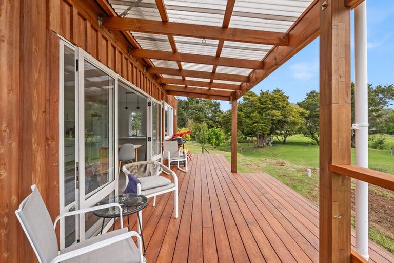 Photo of property in 6 Tavinor Road, Otaika, Whangarei, 0170